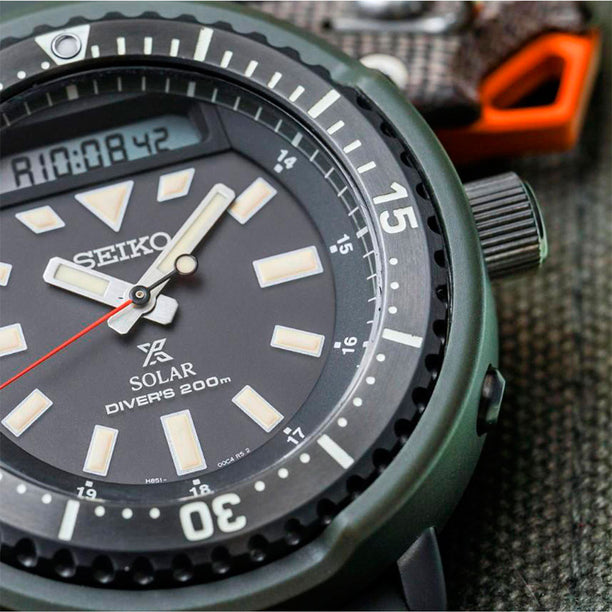 Reloj Seiko Prospex Solar SNJ031P1 