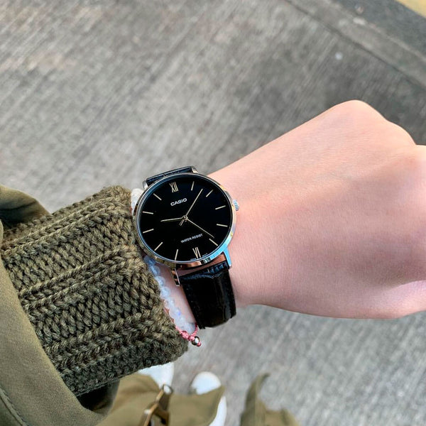 Reloj de 2025 cuero