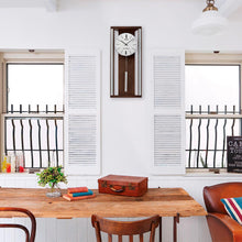 Reloj de Pared Seiko Clocks QXH068BLH con Péndulo - Dando la Hora